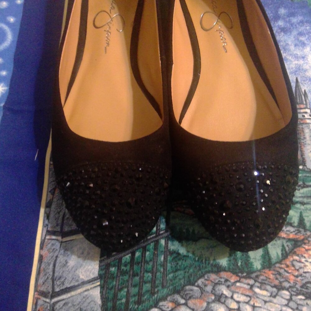 Jessica Simpsons Sexy little black flats w/black rhinestone toes Size 8 or 38.5